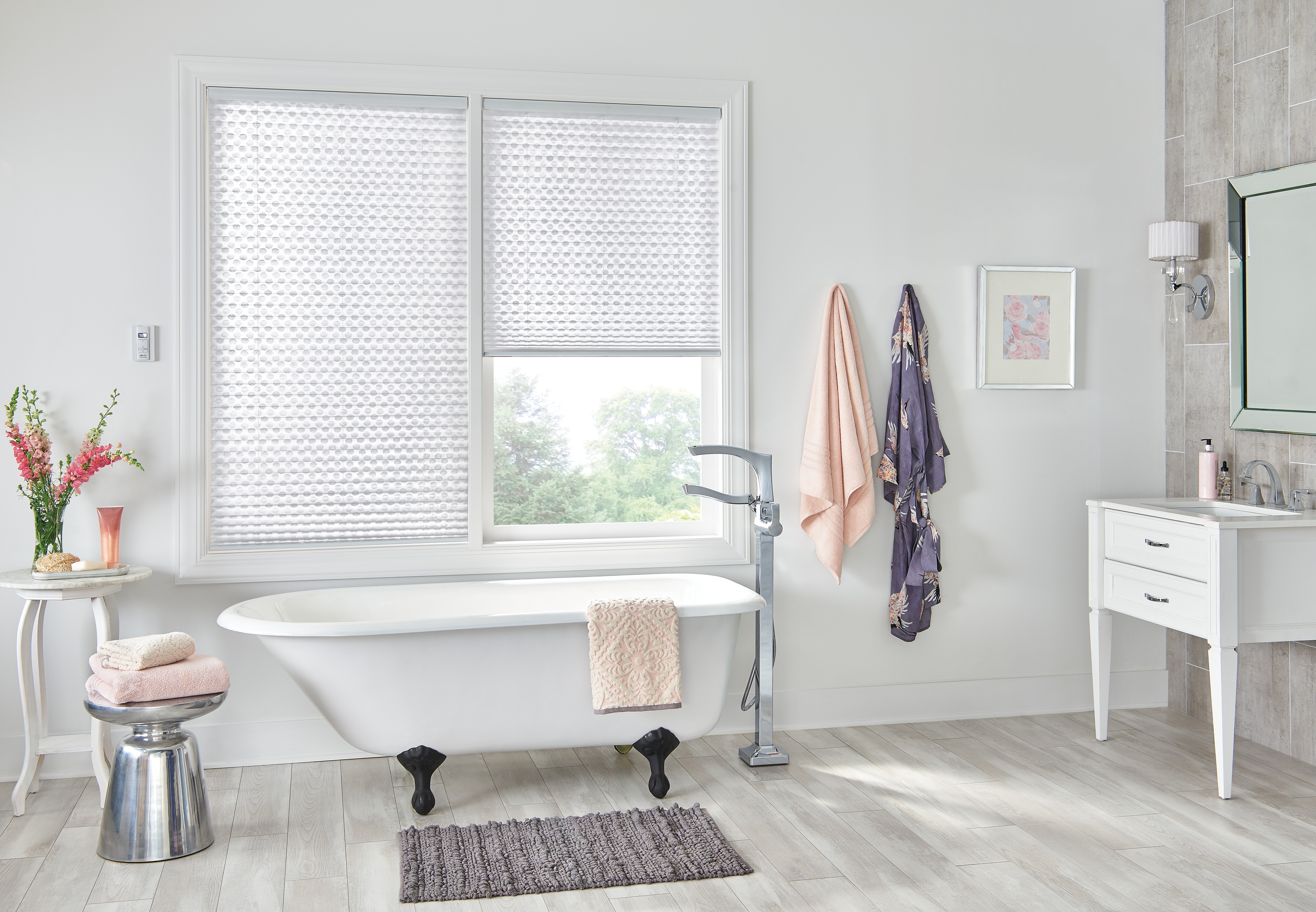 pleated-shades-bathroom-signature-series (3)
