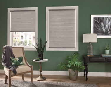 Cordless vs. Motorized Window Shades in Hoquiam: Which Style Do You Need the Most?