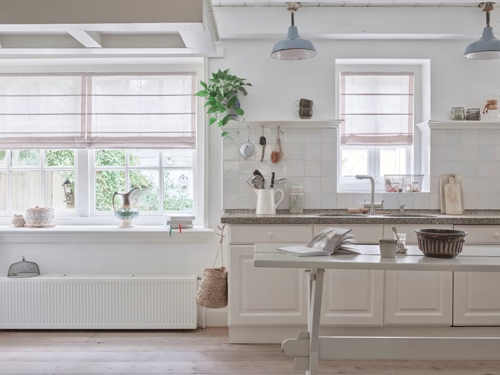 5 Ways Roman Shades Can Refresh Your Home This Fall