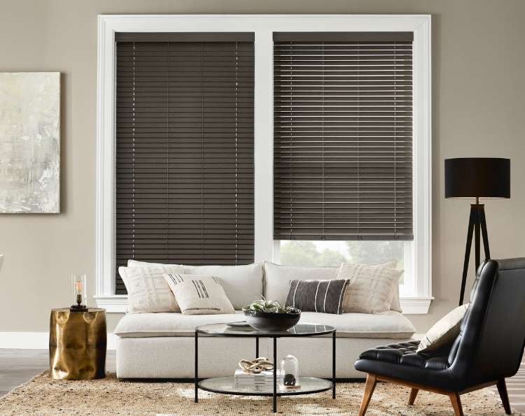 Faux Wood Blinds for Your Living Room: Mastering Light Control