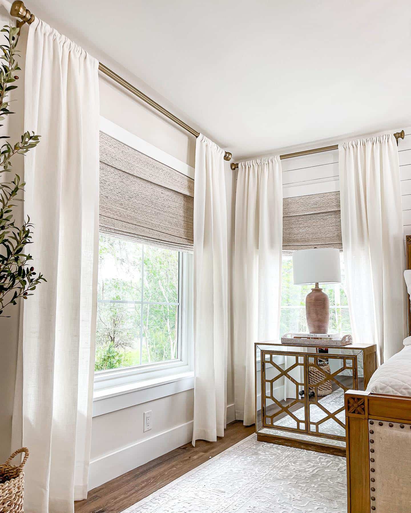 Roller Shades vs. Blinds: Which Is Right for Your Home?