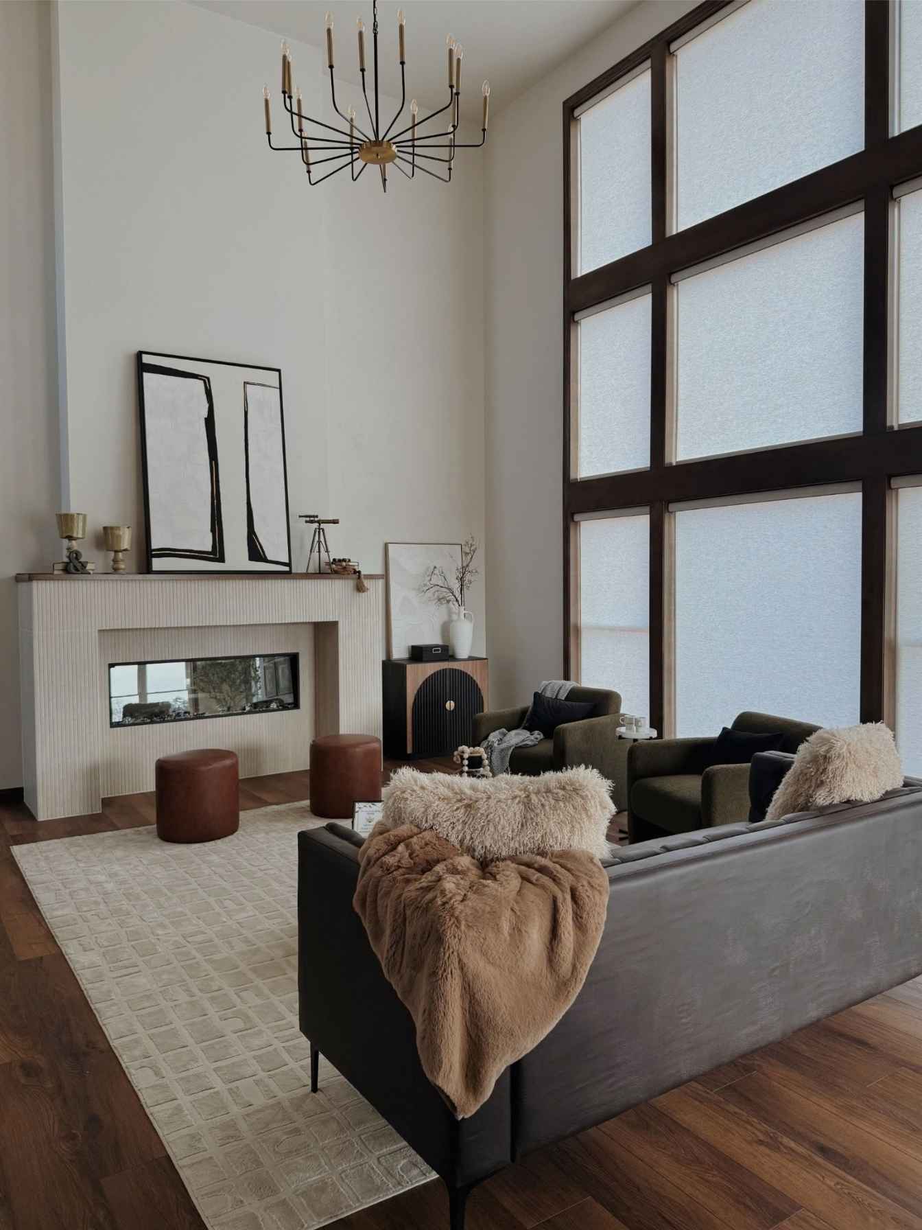 Motorized Shades: The Perfect Upgrade Before the Holiday Season