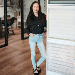 website bio 250 x 250 (11)