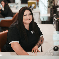 website bio 250 x 250 (3)
