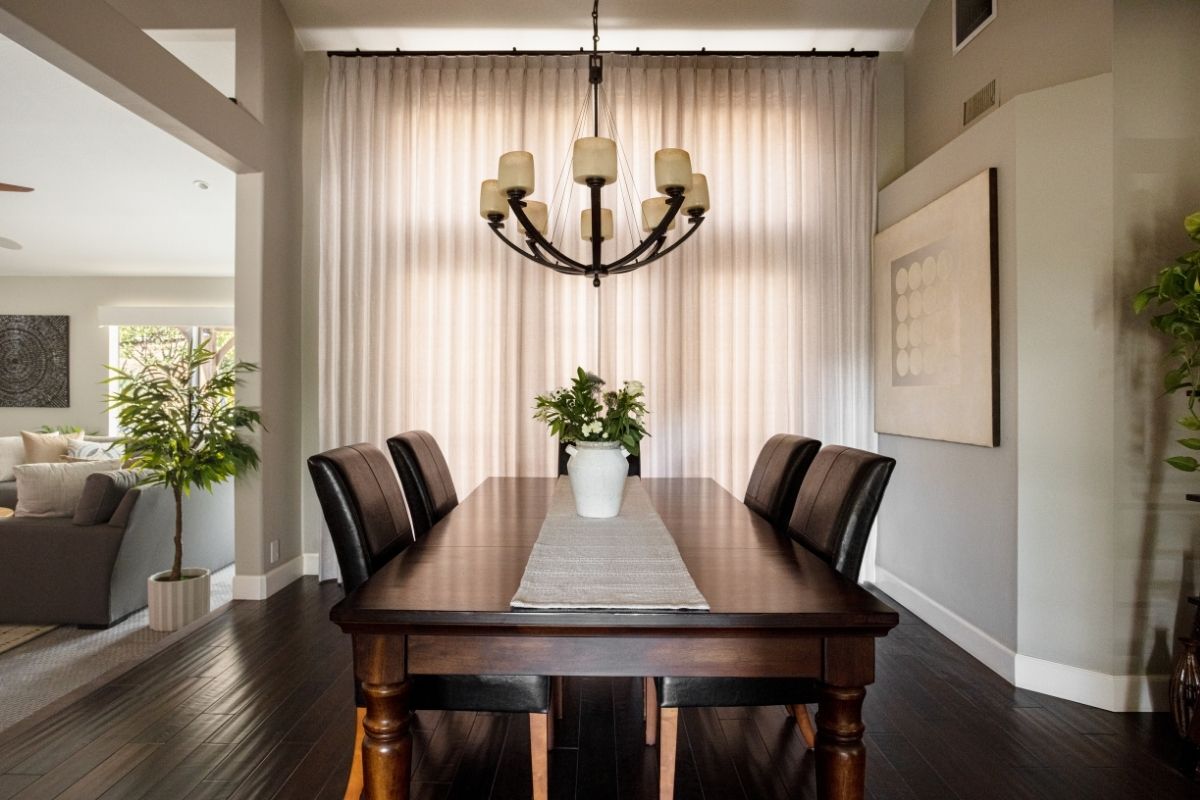 Motorized Curtain Tracks: What Goodyear Homeowners Should Plan First