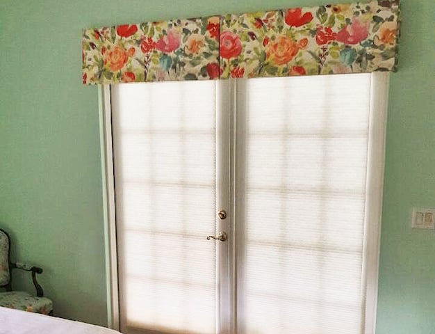 Lafayette-Floral-Valance copy