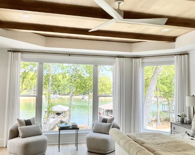 Top 5 Window Drapes for Optimal Light Control in Your Bedroom