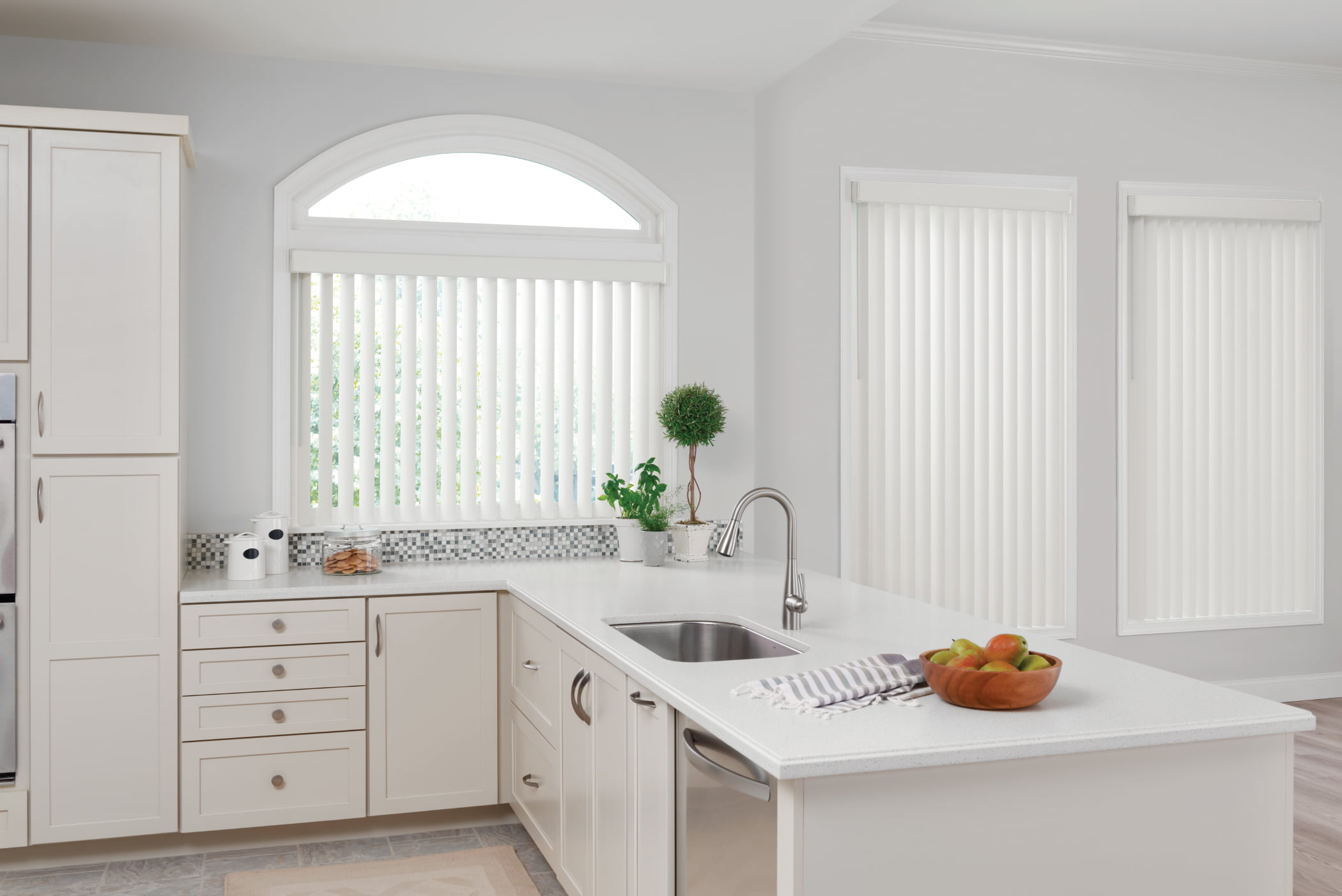Real Wood vs. Faux Wood Blinds for Mill Creek Homes