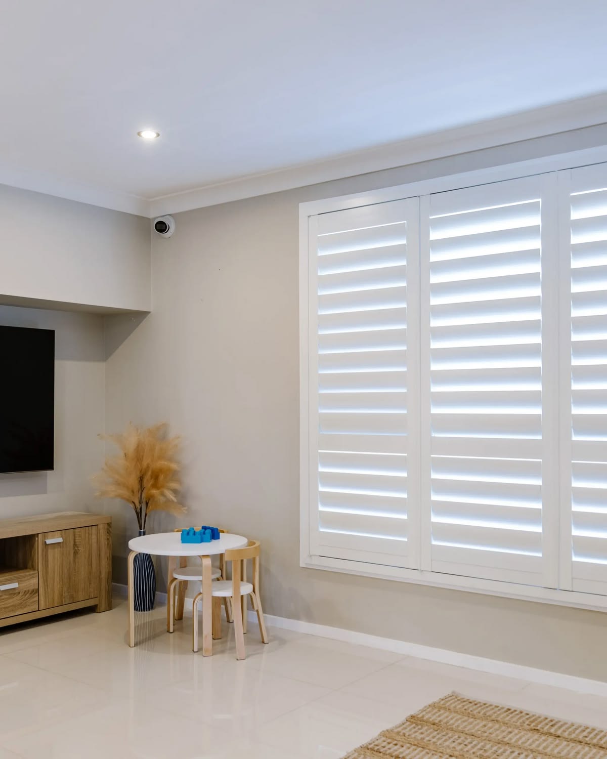 Can You Open Windows with Plantation Shutters in Long Beach Installed?
