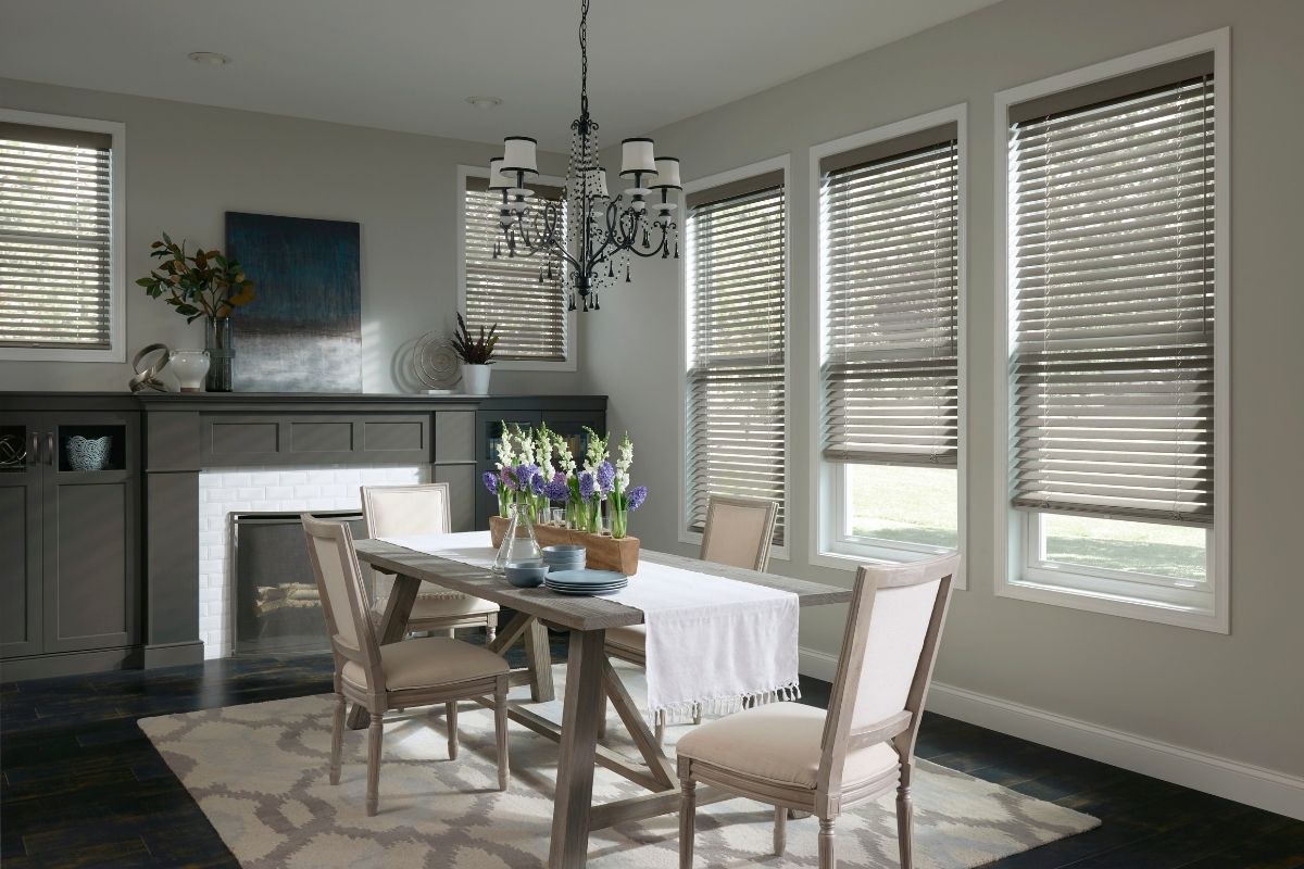 Real vs. Faux Wood Blinds on the Gulf Coast