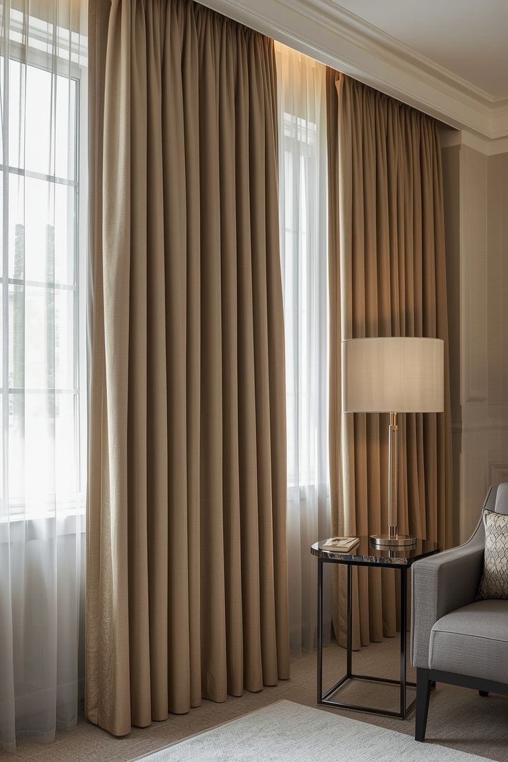 How Wide Should Drapes in Bremerton Be for the Window?