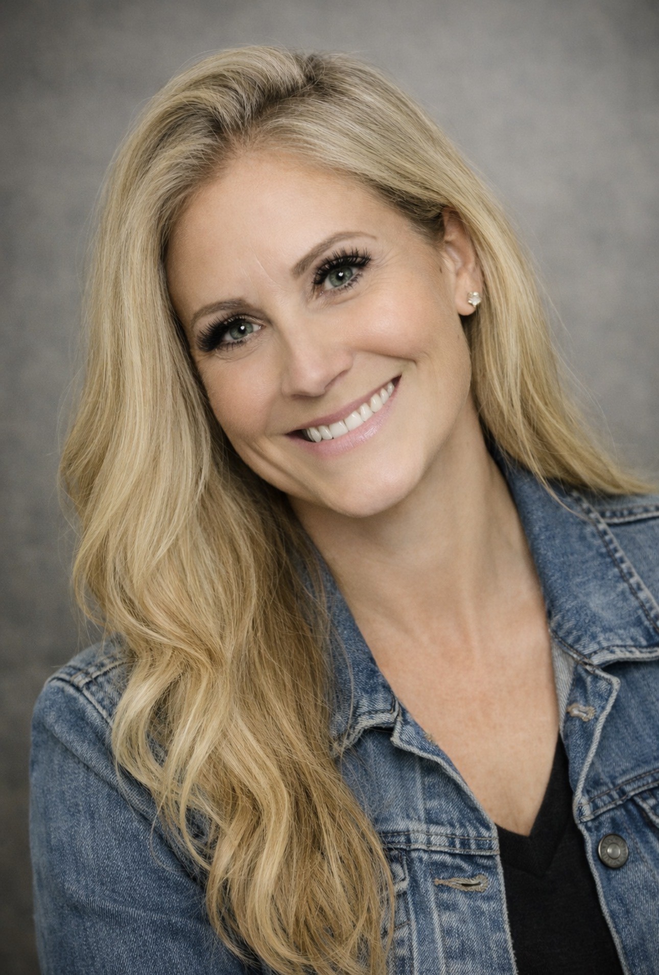 carolyn_headshot