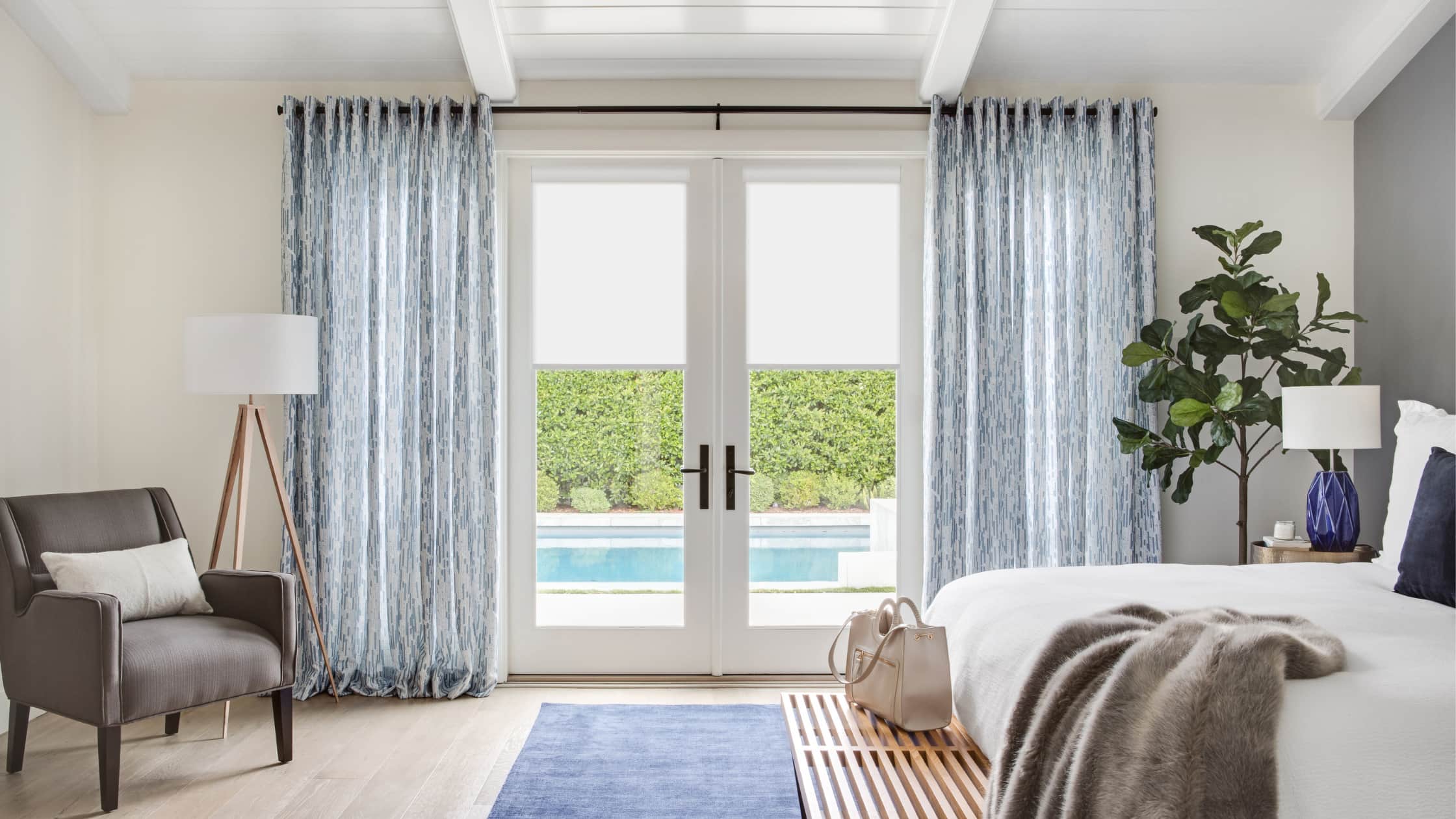 Bright and Airy Window Treatment Ideas 