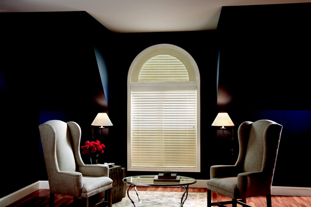 Metal or Wooden Blinds in Summerland: Which Is Best for Your Home?