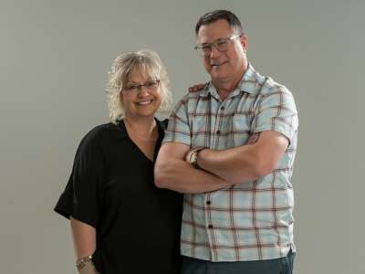 meet the team- sue and gord showroom_1