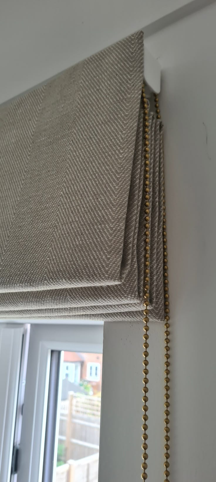 4 Times You Need to Add Colorful Roman Blinds in Santa Ana to Your Home