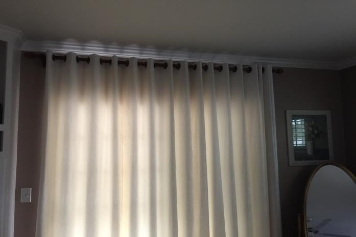 3 Tips To Help You Pick Out The Perfect Curtains & Drapes In Terre Haute For Your Windows