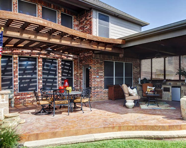Why External Shutters in Mount Vernon Are Good for All Seasonal Storms