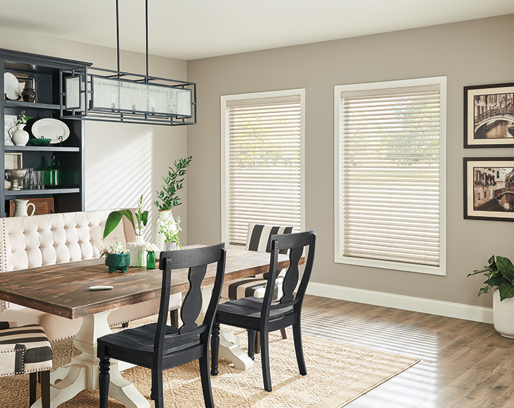 wood-blinds-dining-room-large