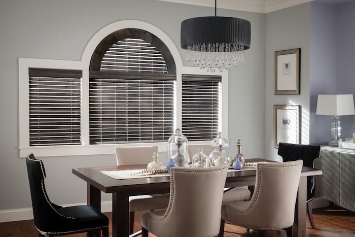 wood-blinds-dining-room-signature-series