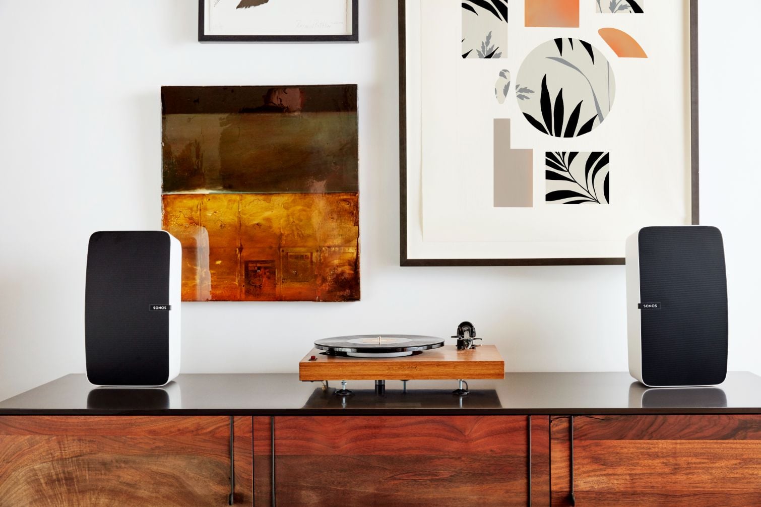 sonos-play-5-smart-home-collection-2 (1).jpg