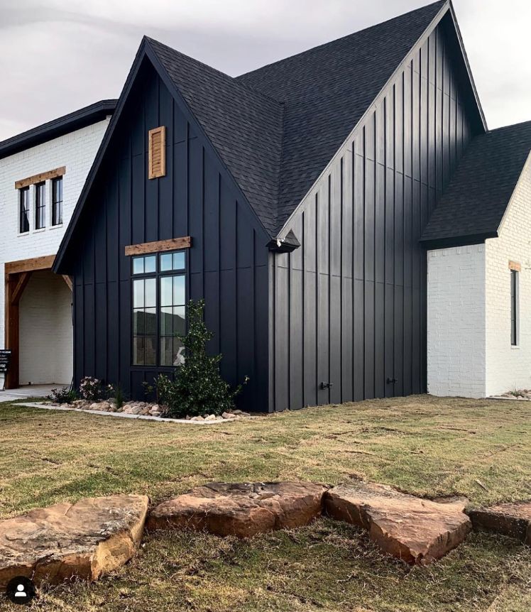 Modern Farmhouse Exterior 