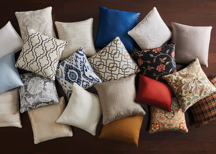 accent piece pillows