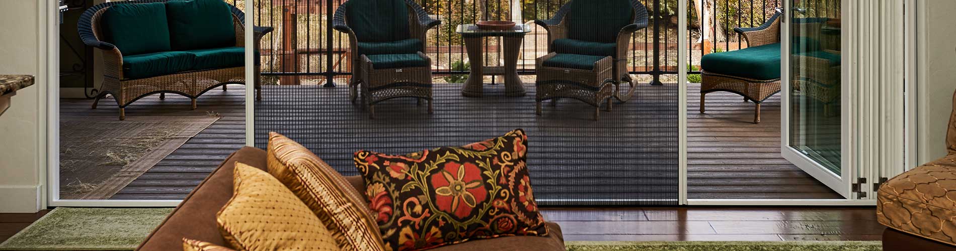 patio-screen-desktop