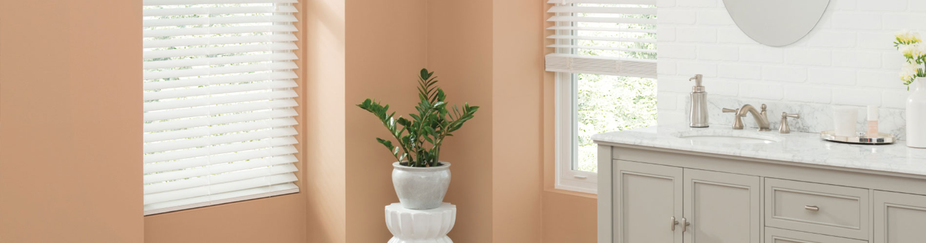 faux-wood-blinds-bathroom-desktop