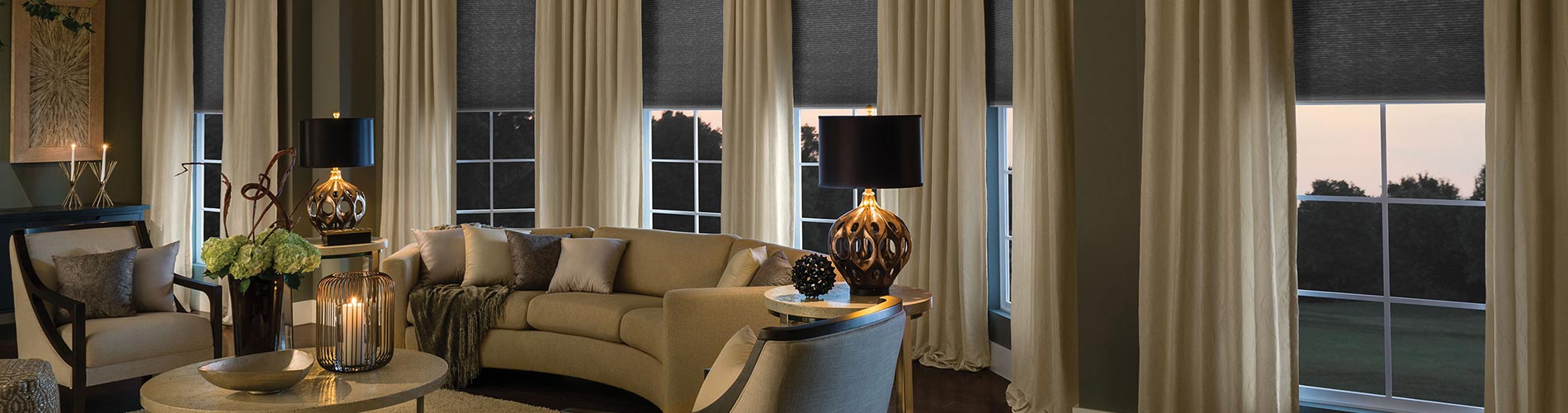 drapery-panels-in-living-room-desktop