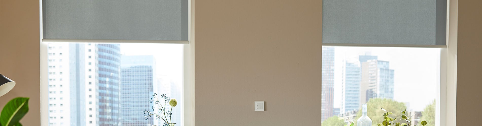 motorized-shades-living-room-desktop