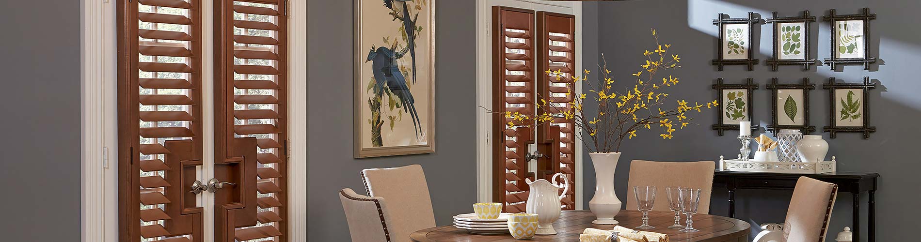 wood-shutters-dining-room-desktop