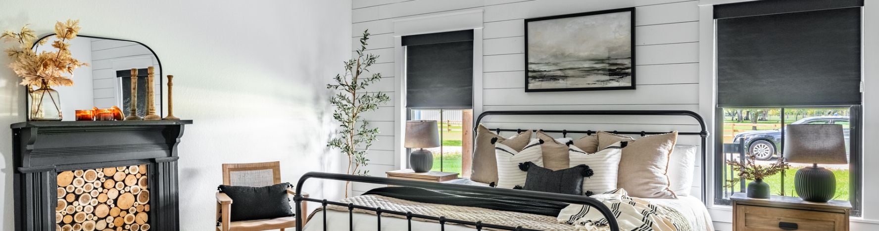 roller-shades-bedroom-desktop
